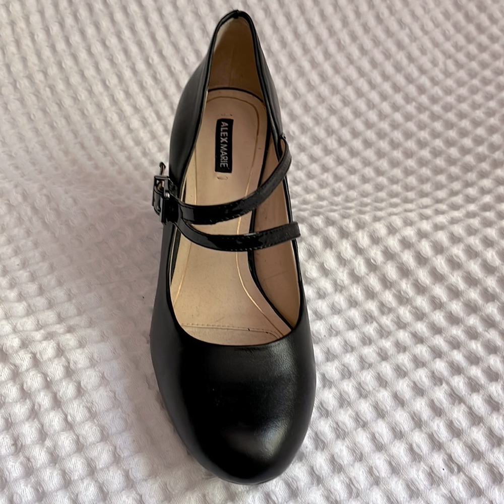 CLEARANCE‼️ Black, Alex Marie, leather, high heeled Mary Janes, size 7